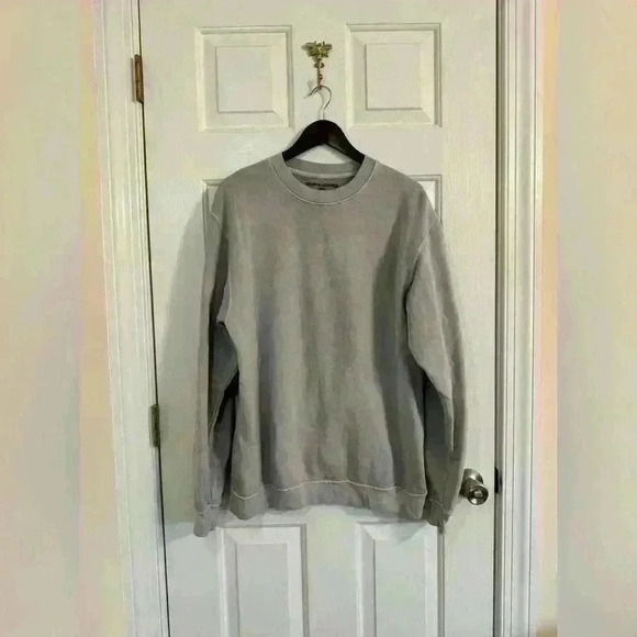 SHAWN MENDES WONDER MERCH, women’s size 2XL, grey sweatshirt - Picture 2 of 4